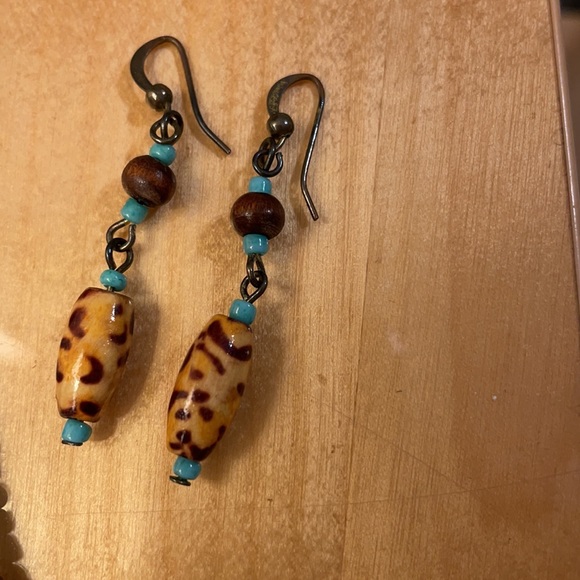 Silver Turquoise Necklace Set plus a Beaded Necklace earring set turquoise blue - Picture 9 of 15